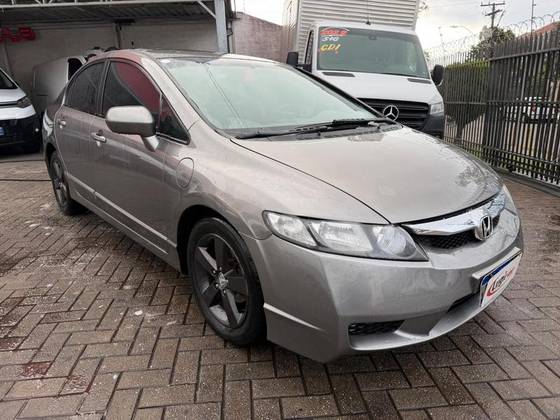 HONDA CIVIC 1.8 LXS 16V FLEX 4P AUTOMÁTICO